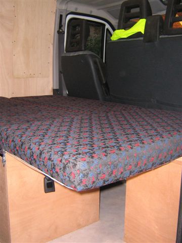 Couchage transversal avant